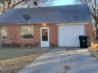 Foreclosed Home - 725 W COURT ST, 67420