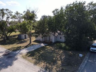 Foreclosed Home - 300 BLUNT ST, 67437