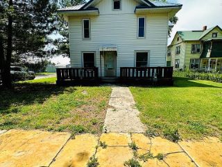 Foreclosed Home - 502 N 2ND ST, 67455