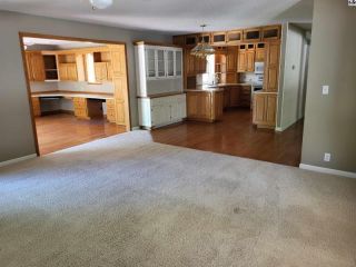 Foreclosed Home - 1430 N HIGH DR, 67460