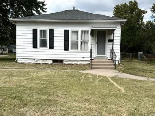 Foreclosed Home - 603 E 1ST ST, 67460