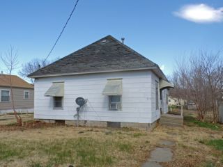 Foreclosed Home - 315 W 3RD ST, 67466