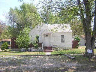Foreclosed Home - 1012 S WALNUT ST, 67501