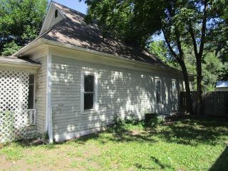 Foreclosed Home - 718 East 5th Ave, 67501