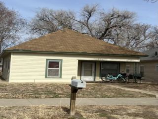 Foreclosed Home - 612 E 2ND AVE, 67501