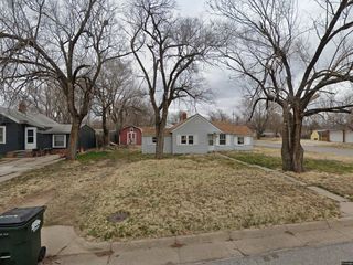 Foreclosed Home - 800 W 19TH AVE, 67502