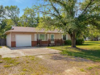 Foreclosed Home - 3400 CAROLE ST, 67502