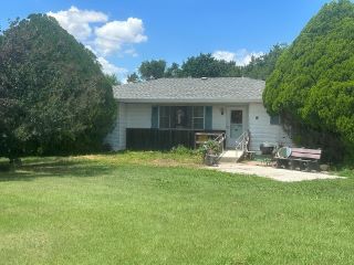 Foreclosed Home - 275 240TH AVE, 67529