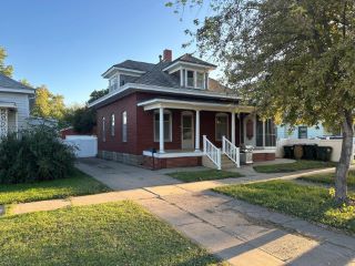 Foreclosed Home - 263 W BROADWAY AVE, 67544