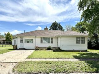 Foreclosed Home - 706 COLUMBIA ST, 67548
