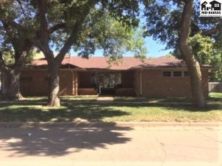 Foreclosed Home - 504 S PIONEER AVE, 67554