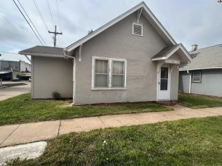 Foreclosed Home - 112 W 1ST ST, 67554
