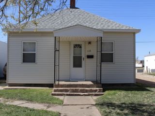 Foreclosed Home - 418 E 11TH ST, 67601