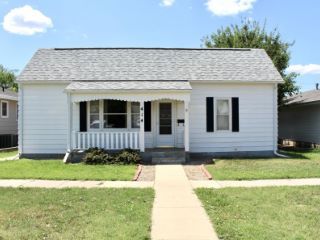 Foreclosed Home - 414 E 15TH ST, 67601