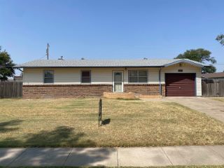 Foreclosed Home - 2405 GENERAL CUSTER RD, 67601