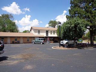 Foreclosed Home - 460 N COUNTRY CLUB DR, 67701