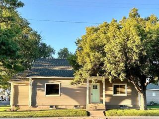 Foreclosed Home - 402 ILLINOIS AVE, 67732