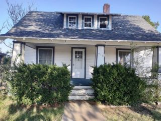 Foreclosed Home - 410 S FORD AVE, 67834