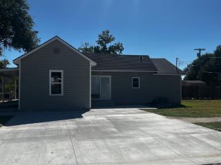 Foreclosed Home - 411 N 1ST ST, 67846