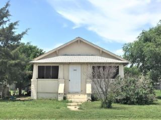 Foreclosed Home - 103 S HENDERSON ST, 67851