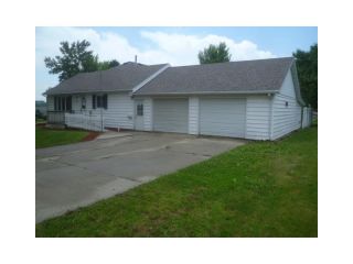 Foreclosed Home - 512 Slaughter Ave, 68047