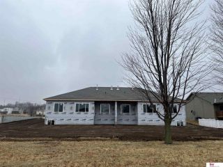 Foreclosed Home - 3024 LAKESIDE DR, 68048