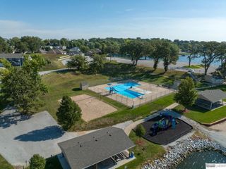 Foreclosed Home - List 100947107