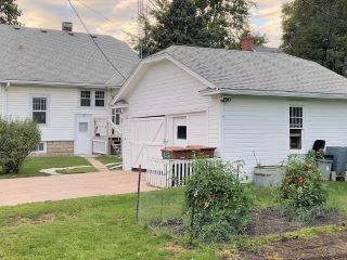 Foreclosed Home - 215 N 12TH ST, 68061