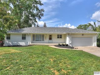Foreclosed Home - 3330 N 48TH ST, 68104