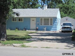 Foreclosed Home - 4039 Vinton St, 68105