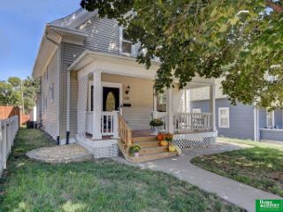 Foreclosed Home - 610 HICKORY ST, 68108