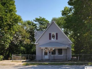 Foreclosed Home - 2501 S 10TH ST, 68108