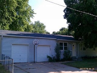 Foreclosed Home - 6146 HILLSDALE AVE, 68117