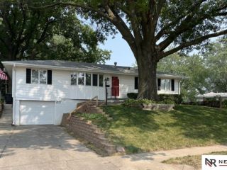 Foreclosed Home - 7822 BARBARA ST, 68124