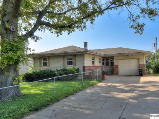 Foreclosed Home - 7815 ONTARIO ST, 68124