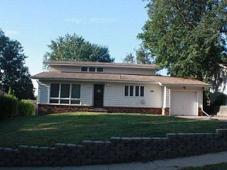 Foreclosed Home - 9129 SAHLER ST, 68134