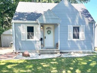 Foreclosed Home - 1135 N 41ST ST, 68503