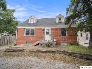 Foreclosed Home - 3400 EVERETT ST, 68506