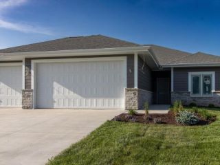 Foreclosed Home - 4120 RED BUD LN, 68516