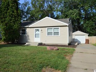Foreclosed Home - 3935 N 11TH ST, 68521