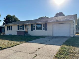 Foreclosed Home - 942 S 9TH ST, 68620