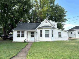 Foreclosed Home - 625 SAINT CLARE AVE, 68640