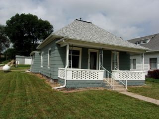 Foreclosed Home - 305 LOUIS ST, 68757