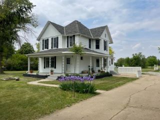 Foreclosed Home - 2420 W 12TH ST, 68901
