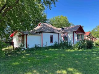Foreclosed Home - 13720 S SHOWBOAT BLVD, 68941