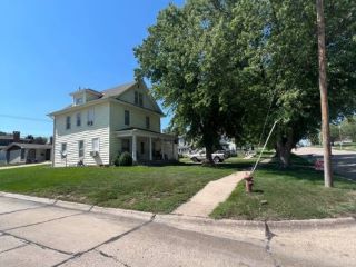 Foreclosed Home - 901 N SAUNDERS AVE, 68979
