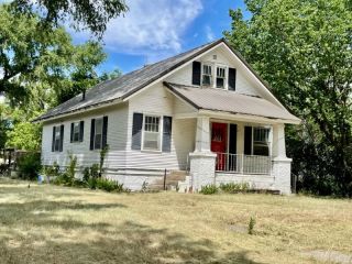 Foreclosed Home - 107 N MAIN ST, 69221