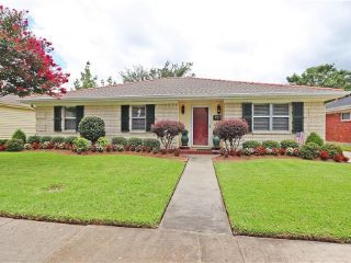 Foreclosed Home - 4404 NAPOLI DR, 70002