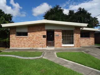 Foreclosed Home - 804 Cynthia Ave, 70003