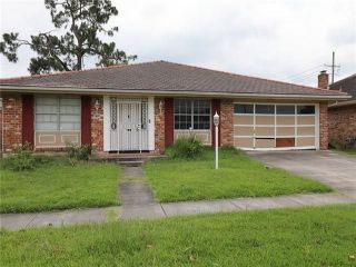 Foreclosed Home - 1905 RIVIERE AVE, 70003